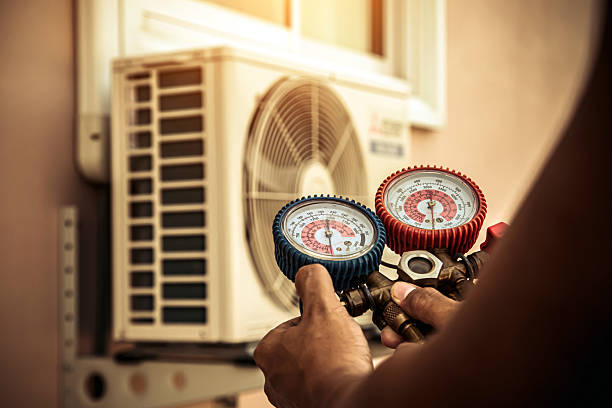 Professional Hvac technician working in Amherst, VA